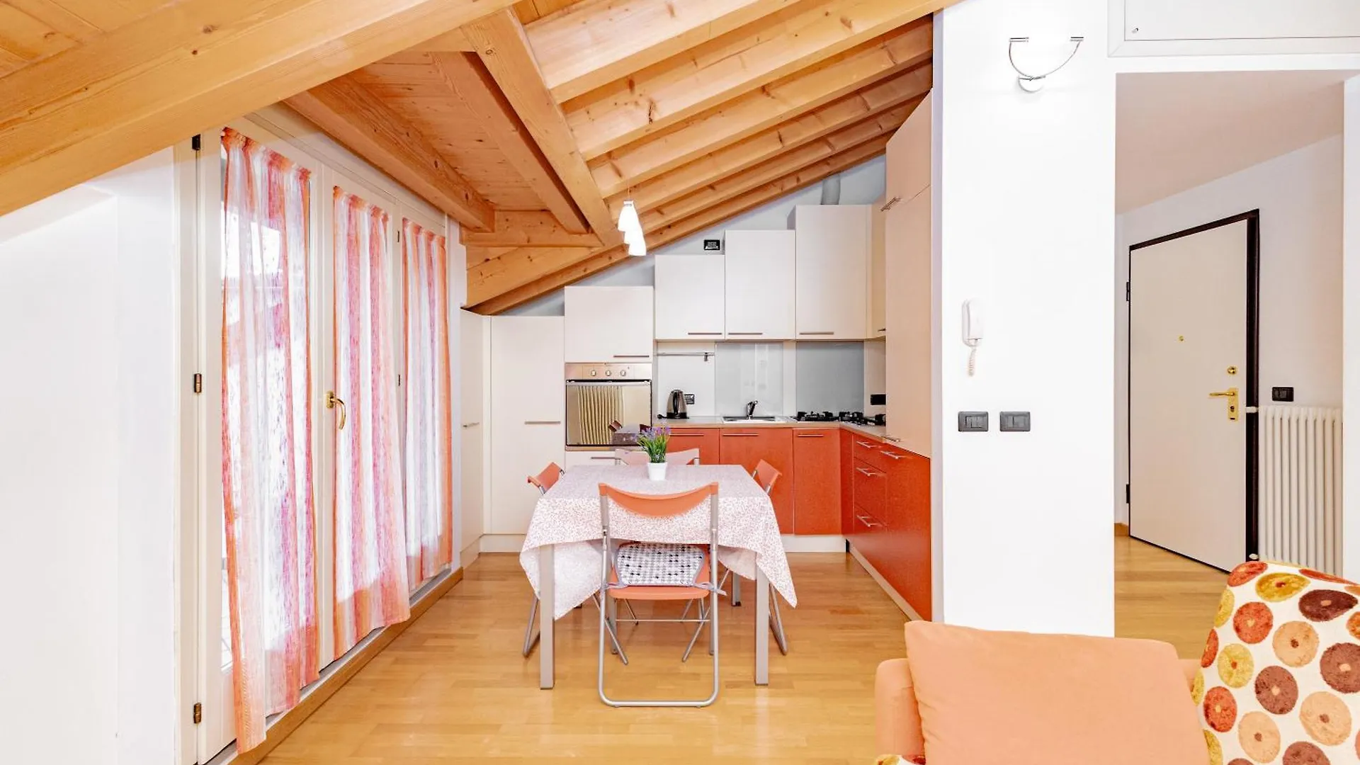 Appartamento Bergamo 23 Apartment